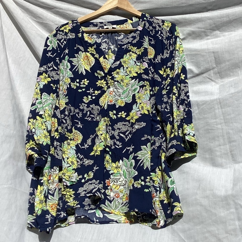 Marina Luna blue floral business casual tunic, size 3X